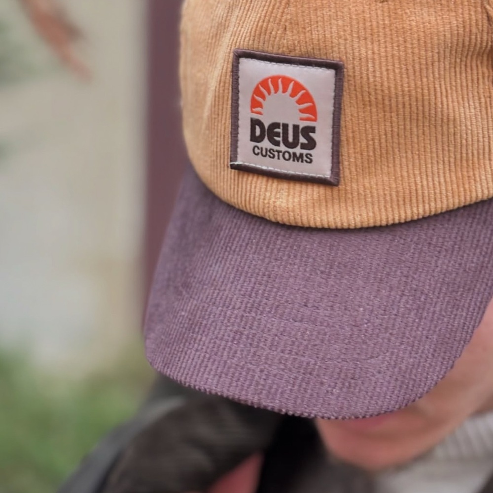 NWOT Deus Ex Machina Cord Hat from Venice